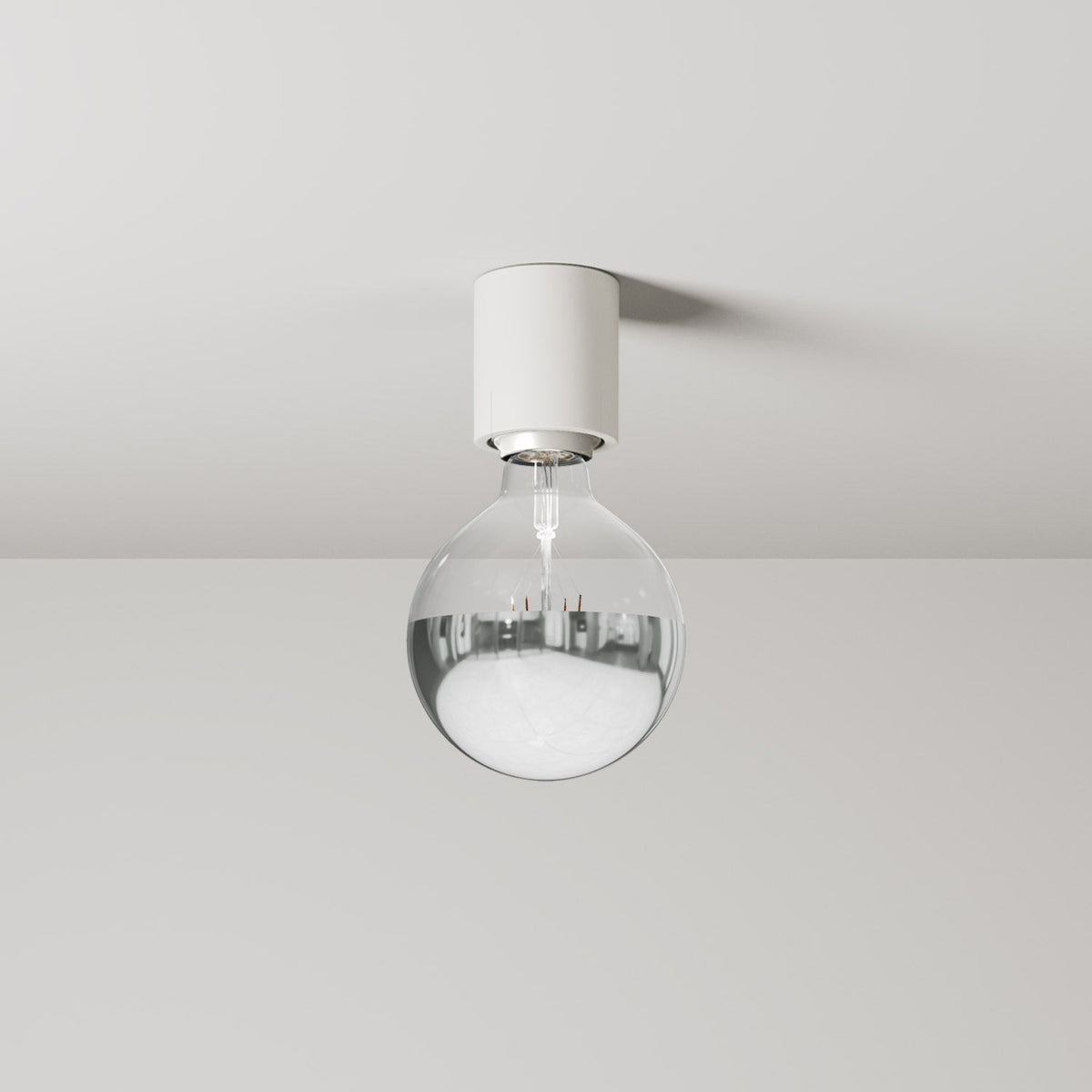 Applique Bianca con lampadina a vista mezza sfera argento - Waterproof IP44 - IO