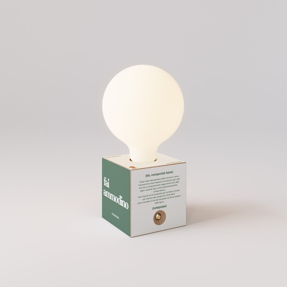 Lampada a batteria Cabless03 "Fai ammodino" con lampadina globo effetto porcellana - Tuttapolpa