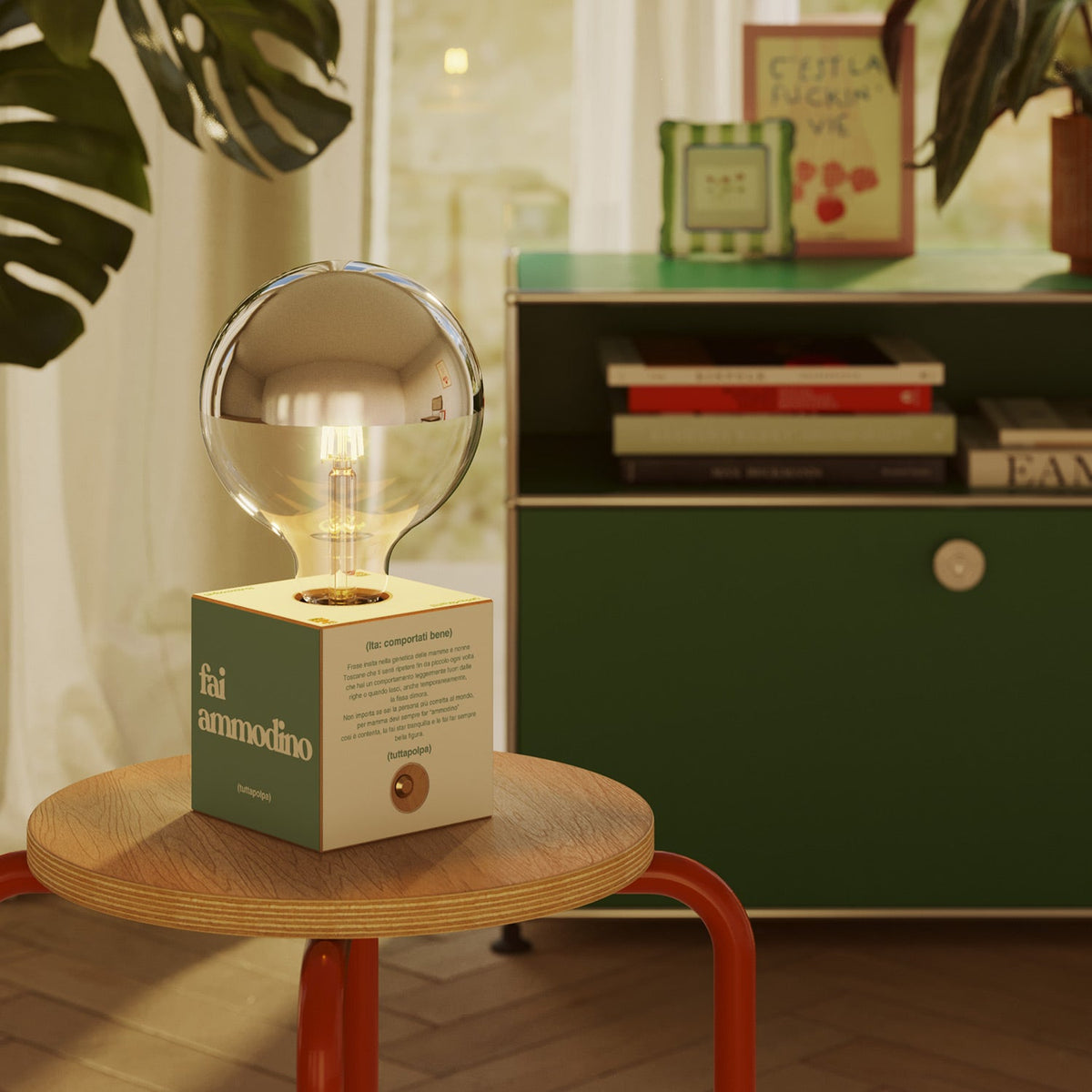 Lampada a batteria Cabless03 "Fai ammodino" con lampadina globo mezza sfera argento - Tuttapolpa