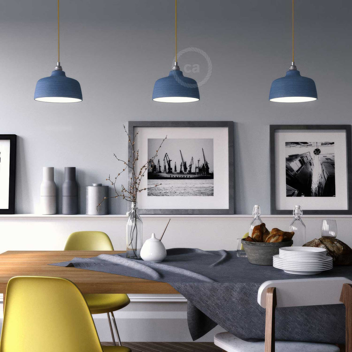 Lampada a sospensione completa di cavo tessile, paralume Coppa in ceramica e finiture in metallo - Avion striato