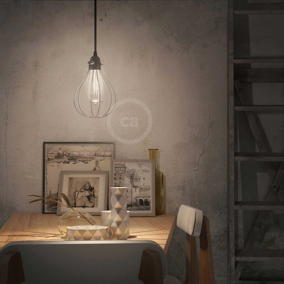 Lampada a sospensione completa di cavo tessile, paralume gabbia Drop e finiture in metallo - Nero