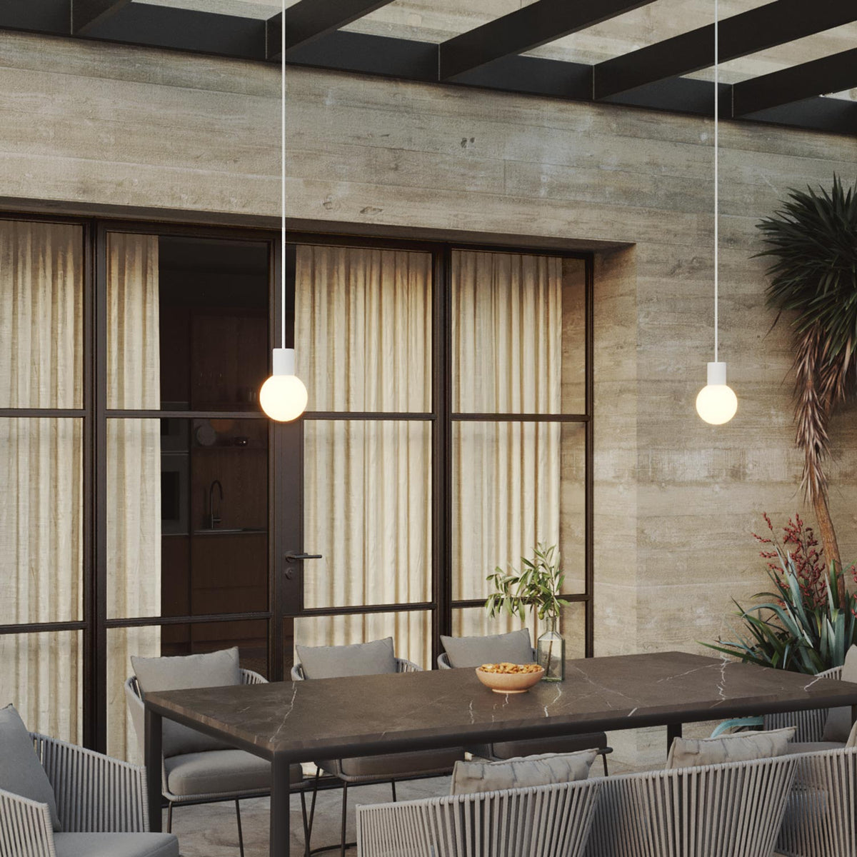 Lampada a sospensione da esterno Modulair IP65 a 2 cadute con paralumi infrangibili Unbreak-a-Ball - Bianco