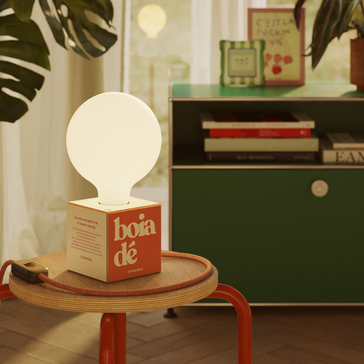 Lampada da tavolo Cubetto "Boia de" con lampadina globo effetto porcellana - Tuttapolpa
