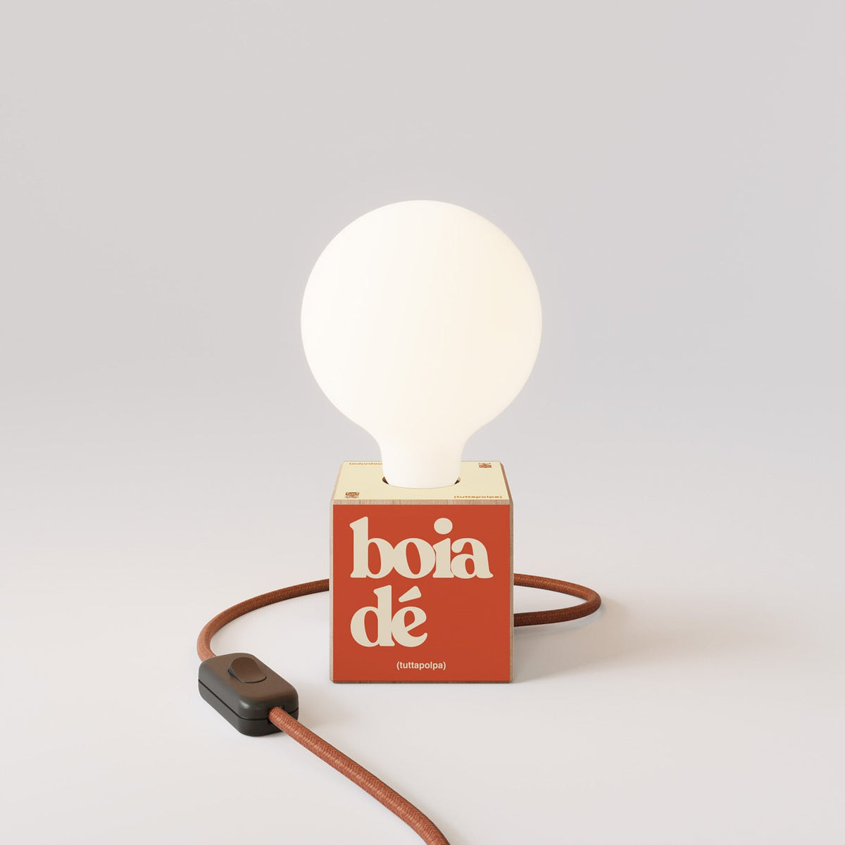 Lampada da tavolo Cubetto "Boia de" con lampadina globo effetto porcellana - Tuttapolpa
