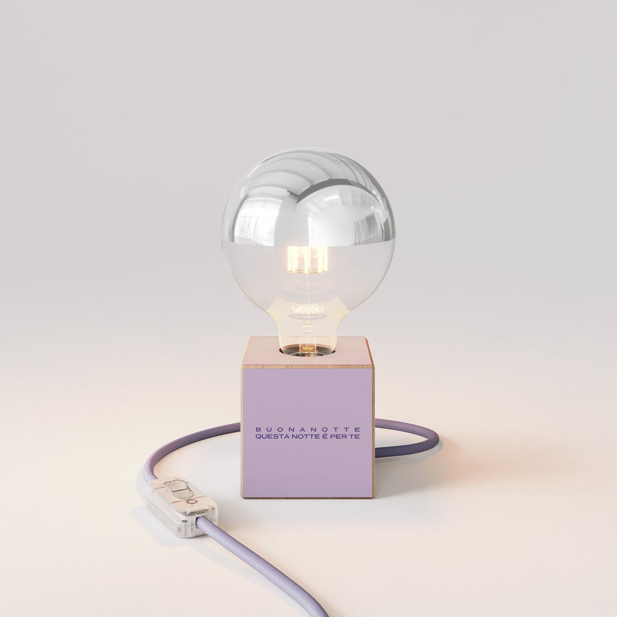 Lampada da tavolo Cubetto "Buonanotte fiorellino" con lampadina globo mezza sfera argento - Santomanifesto