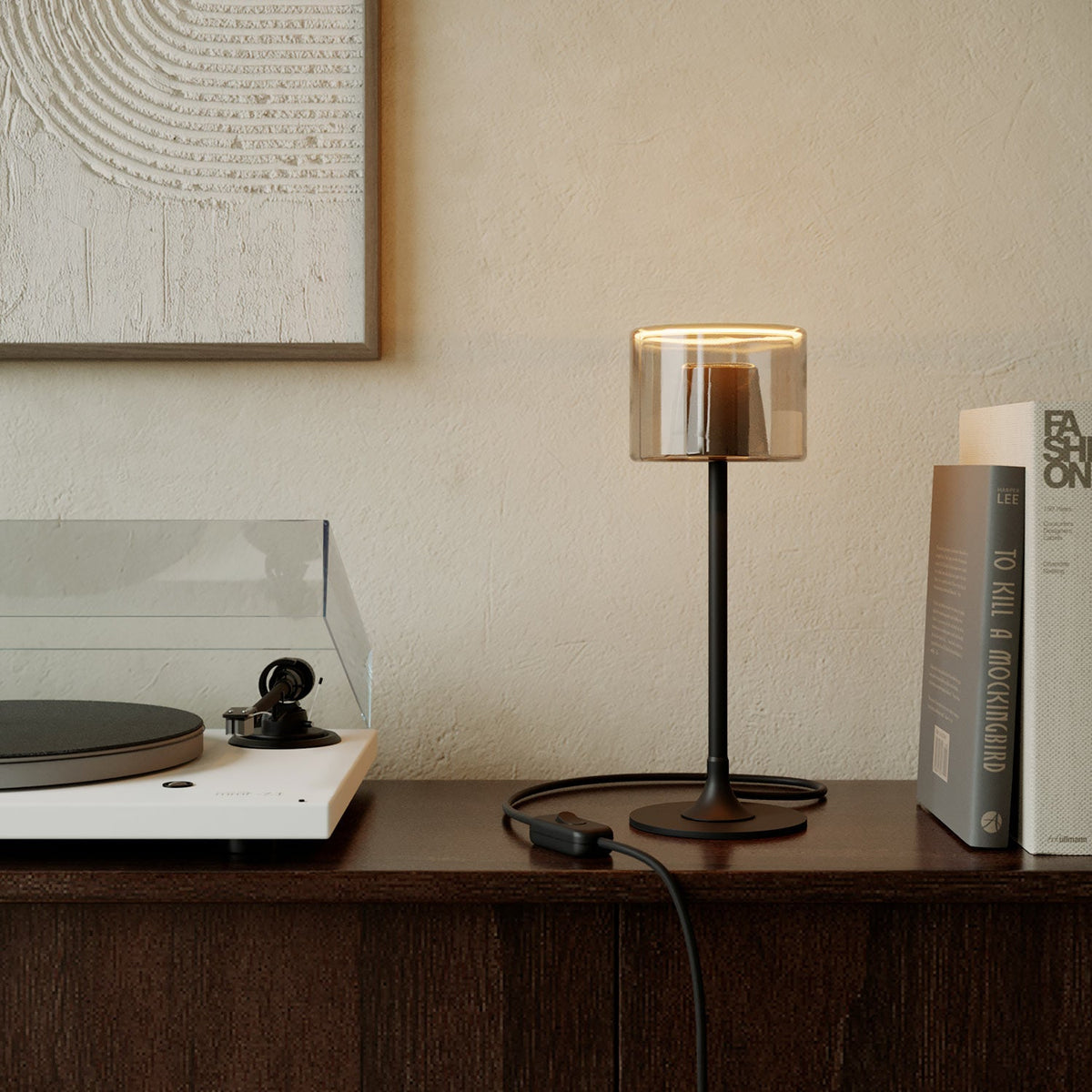 Lampada da tavolo MAG-Y con base metallica tonda e lampadina Ghost smoky - Nero