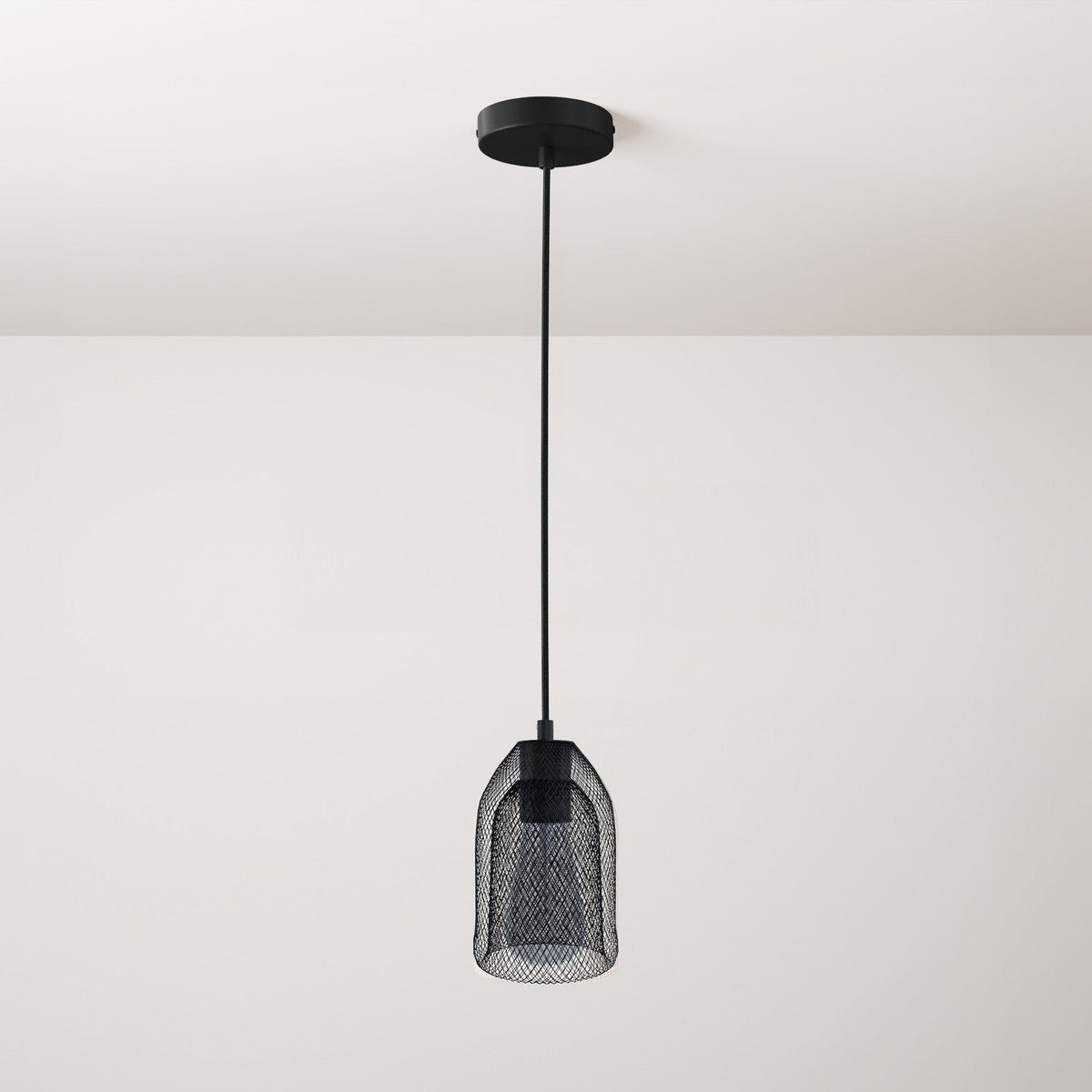 Lampada a sospensione completa di cavo tessile, paralume Ghostbell e finiture in metallo - Nero